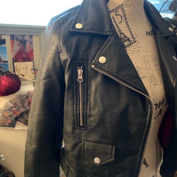faux leather jacket - Picture 3 of 6
